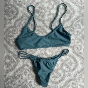 BENOA BIKINI SET.